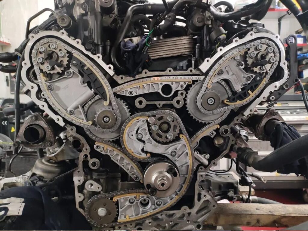 Servis vozu Audi v dílně Audi servisu Olomouc